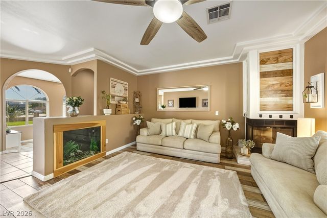 274 Doobie Avenue, Las Vegas, NV 89183