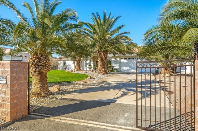 274 Doobie Avenue, Las Vegas, NV 89183