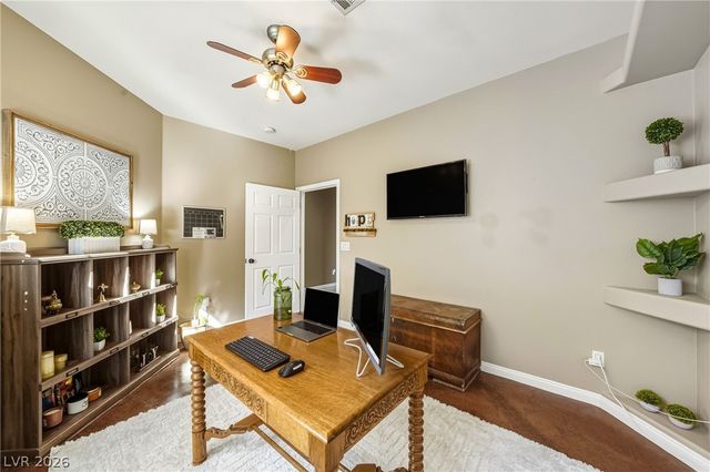 274 Doobie Avenue, Las Vegas, NV 89183