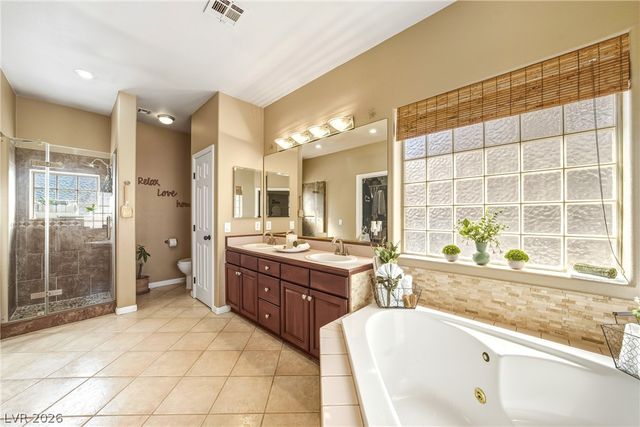 274 Doobie Avenue, Las Vegas, NV 89183