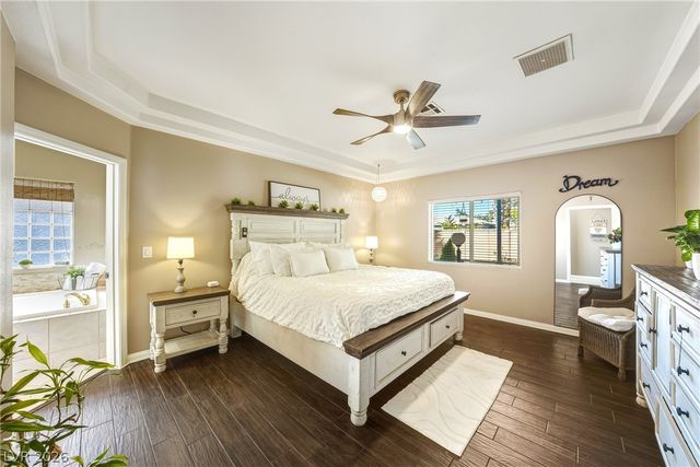 274 Doobie Avenue, Las Vegas, NV 89183