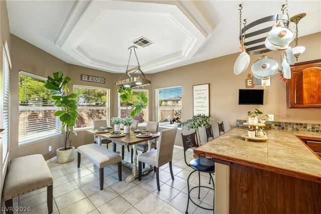 274 Doobie Avenue, Las Vegas, NV 89183