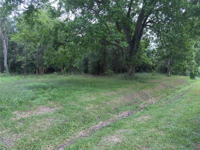 5210 Oak Avenue, Pasadena, TX 77503