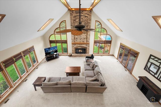 601 Ridgelawn Trail, Batavia, IL 60510