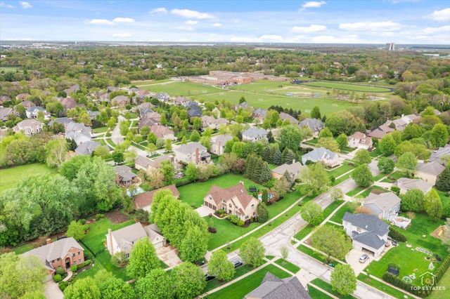 601 Ridgelawn Trail, Batavia, IL 60510