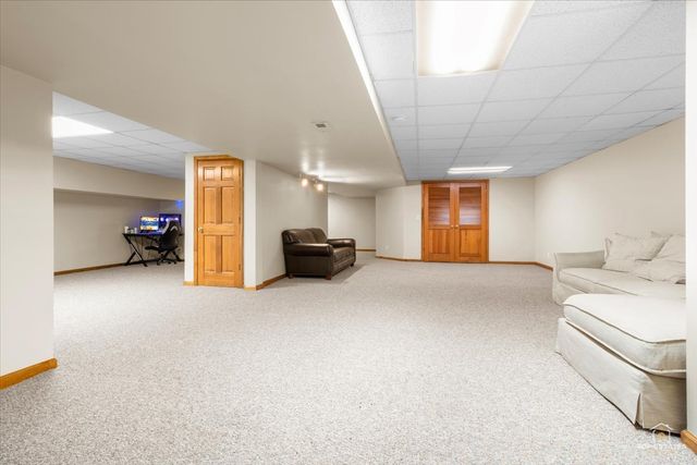 601 Ridgelawn Trail, Batavia, IL 60510