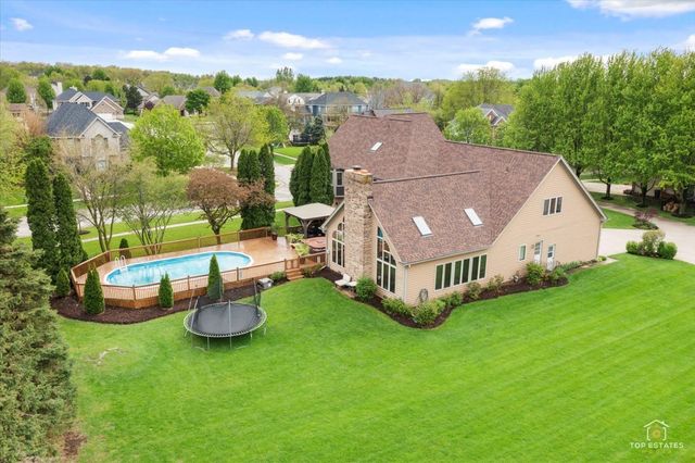 601 Ridgelawn Trail, Batavia, IL 60510