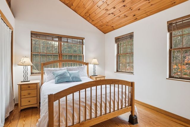 359 Montague Rd, Shutesbury, MA 01072