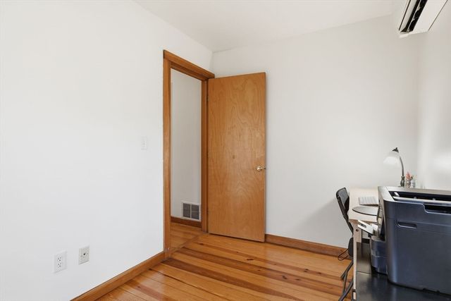 359 Montague Rd, Shutesbury, MA 01072