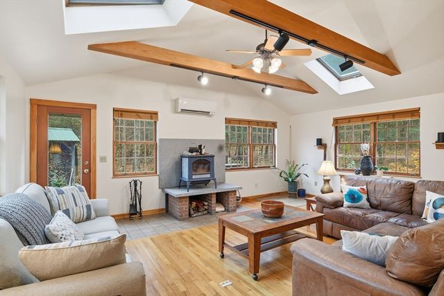 359 Montague Rd, Shutesbury, MA 01072