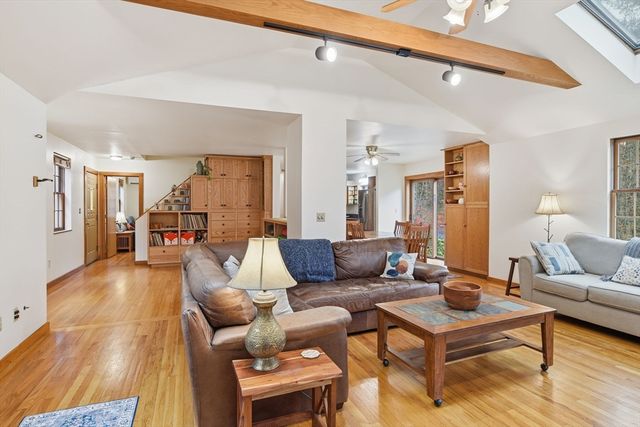 359 Montague Rd, Shutesbury, MA 01072