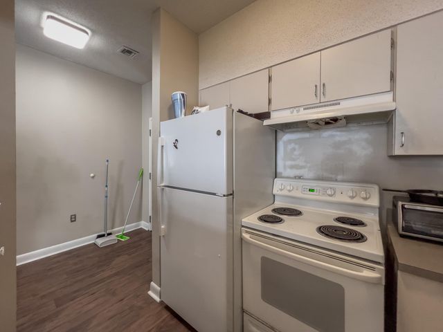 151 Calhoun Street D, Charleston, SC 29401