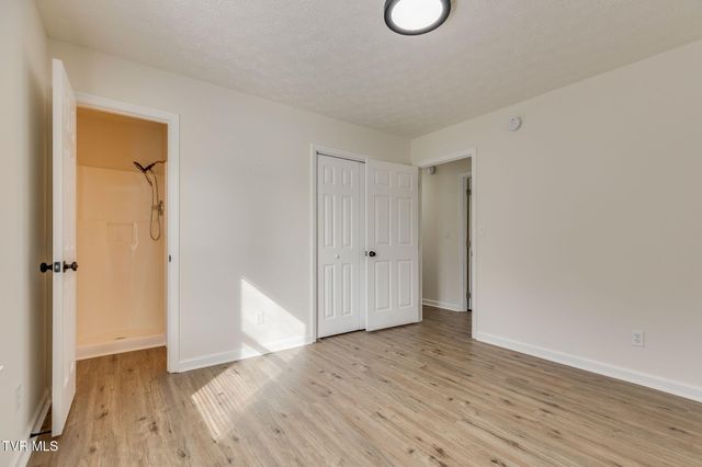 323 Mountain Ash Drive, Dryden, VA 24243