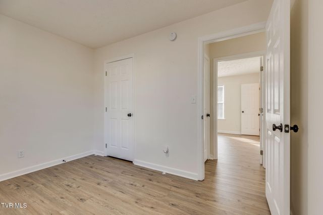 323 Mountain Ash Drive, Dryden, VA 24243