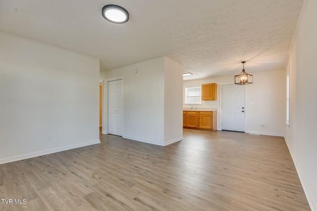 323 Mountain Ash Drive, Dryden, VA 24243