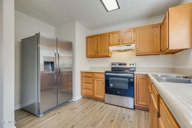 323 Mountain Ash Drive, Dryden, VA 24243