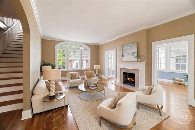 34 Washington Avenue, Savannah, GA 31405