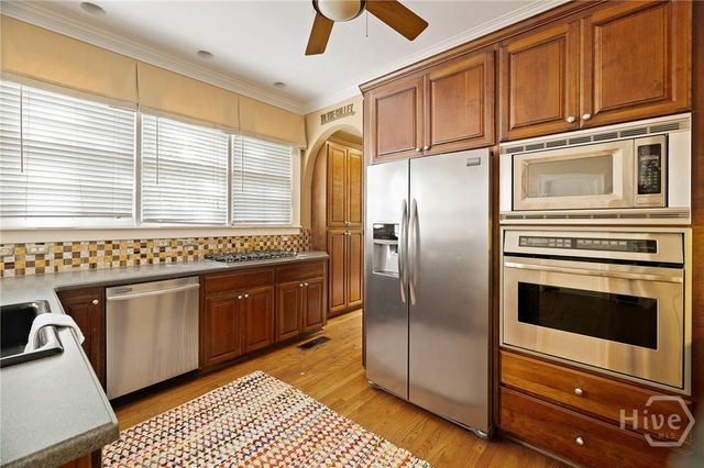 34 Washington Avenue, Savannah, GA 31405