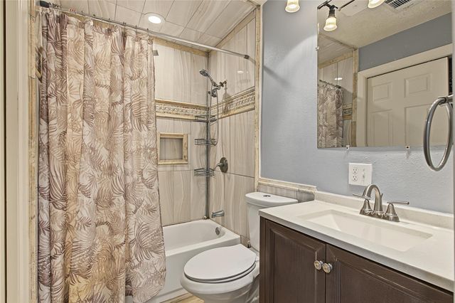 12802 Enchanted Path Drive, Houston, TX 77044
