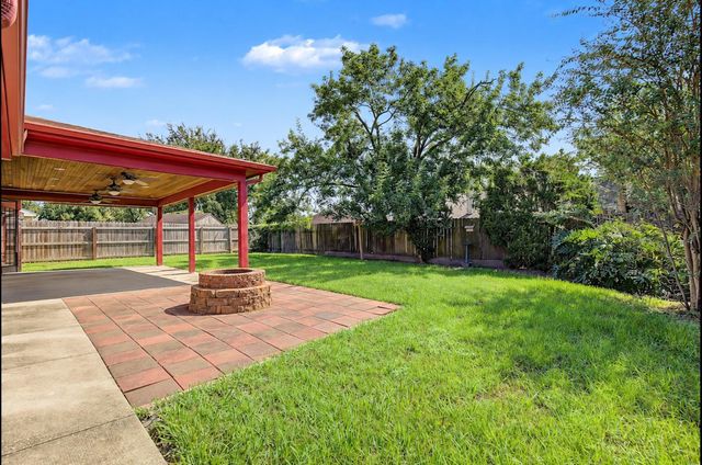 12802 Enchanted Path Drive, Houston, TX 77044