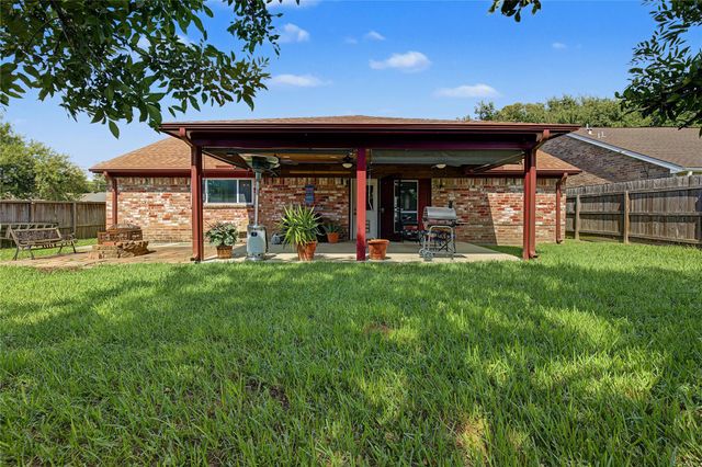 12802 Enchanted Path Drive, Houston, TX 77044