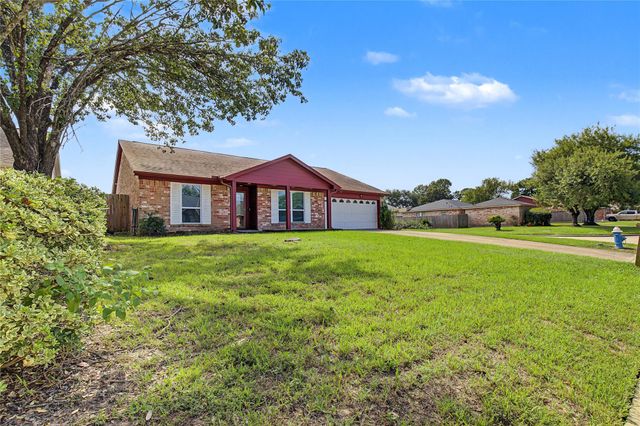 12802 Enchanted Path Drive, Houston, TX 77044