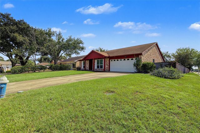 12802 Enchanted Path Drive, Houston, TX 77044