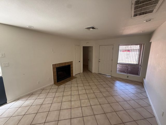 4820 N 89th Avenue 42, Phoenix, AZ 85037