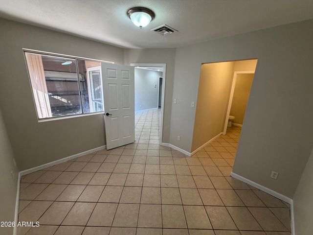 4820 N 89th Avenue 42, Phoenix, AZ 85037