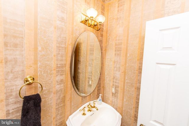 1610 CLARKS CT, Crofton, MD 21114