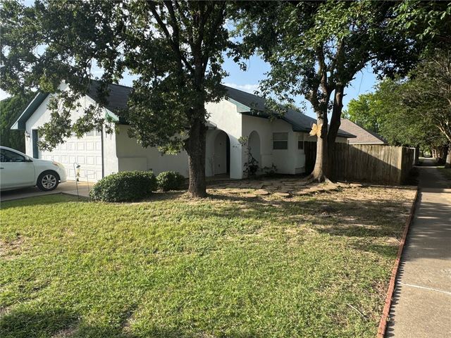 3700 Marielene Circle, College Station, TX 77845