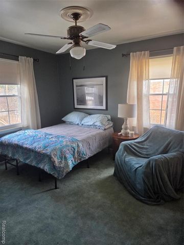 4202 Park Forest Drive, Flint, MI 48507