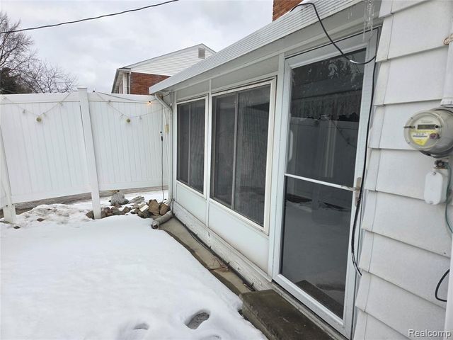 4202 Park Forest Drive, Flint, MI 48507