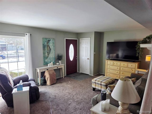 4202 Park Forest Drive, Flint, MI 48507