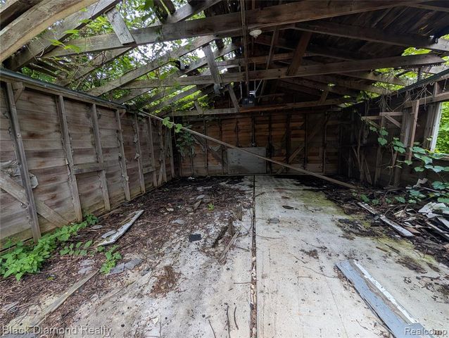 19957 Annott Street, Detroit, MI 48205