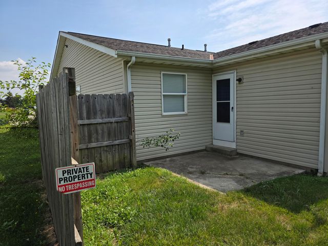 2659 Four Seasons Drive, Columbus, OH 43207