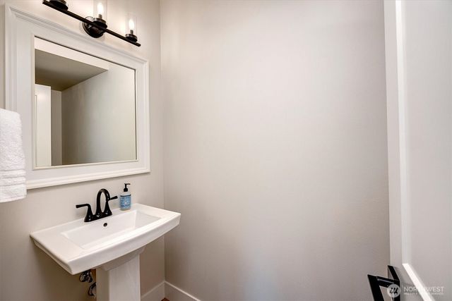 12143 NE 170th Place, Bothell, WA 98011