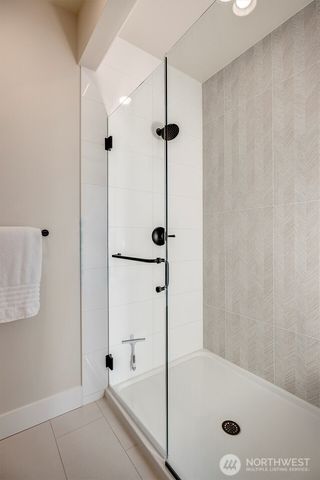 12143 NE 170th Place, Bothell, WA 98011