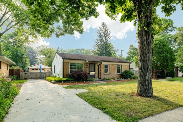 1036 N Maple Road, Ann Arbor, MI 48103