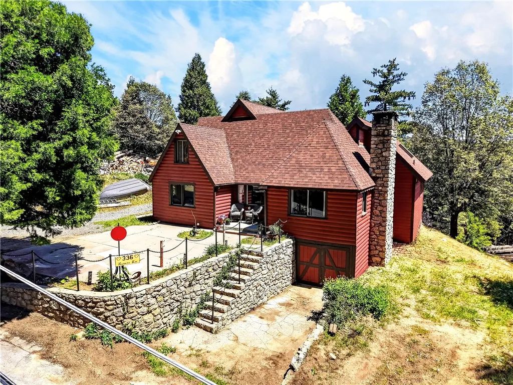 336 Lovers, Cedarpines Park, CA 92322