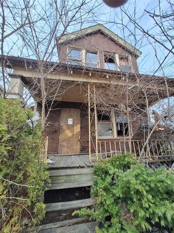 14 North Street, Highland Park, MI 48203
