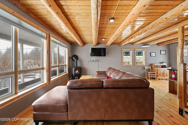 480 Grubstake Avenue, Homer, AK 99603