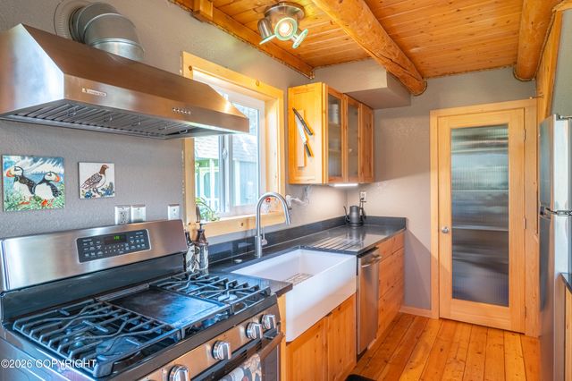 480 Grubstake Avenue, Homer, AK 99603