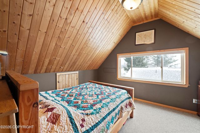 480 Grubstake Avenue, Homer, AK 99603