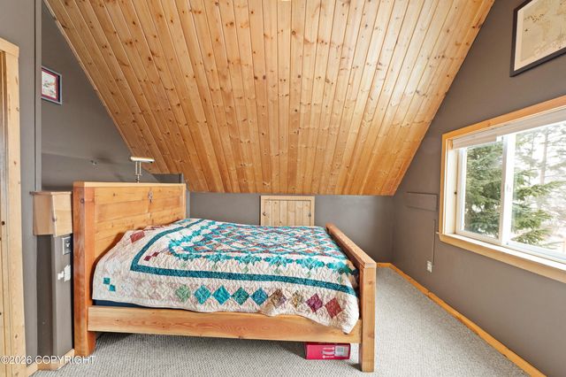 480 Grubstake Avenue, Homer, AK 99603