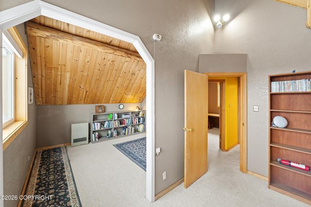 480 Grubstake Avenue, Homer, AK 99603