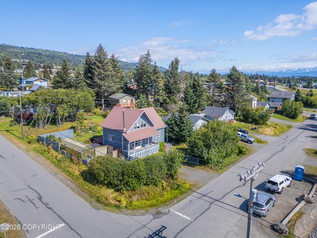 480 Grubstake Avenue, Homer, AK 99603
