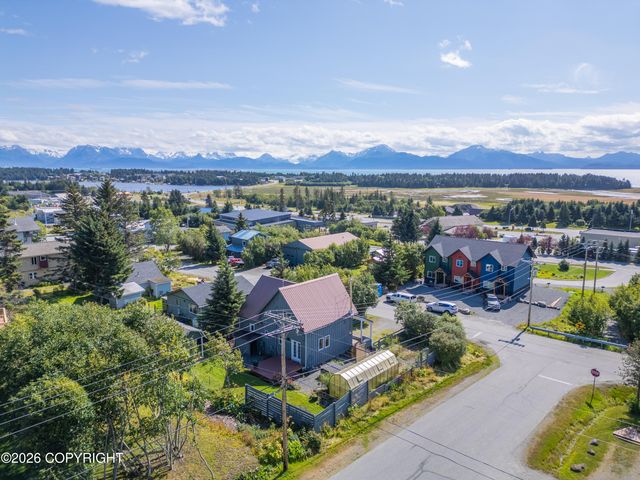 480 Grubstake Avenue, Homer, AK 99603