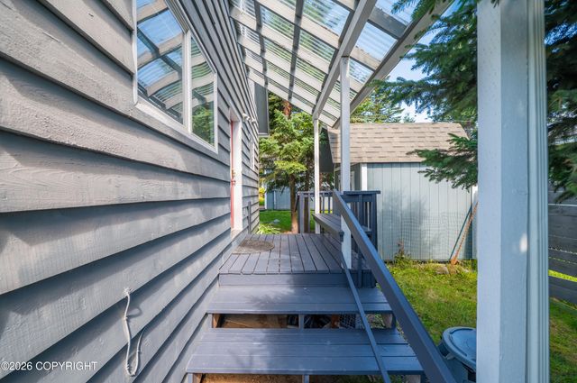 480 Grubstake Avenue, Homer, AK 99603