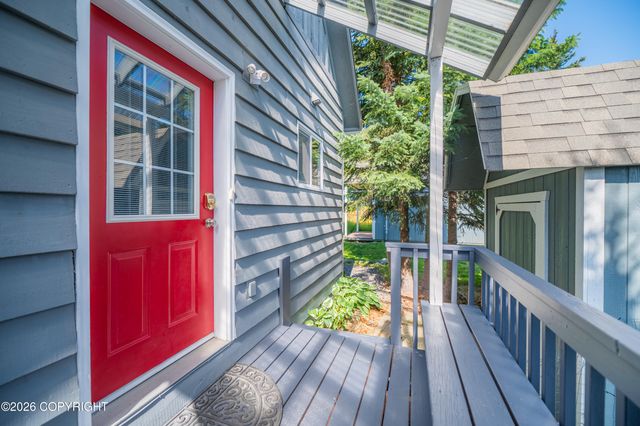 480 Grubstake Avenue, Homer, AK 99603